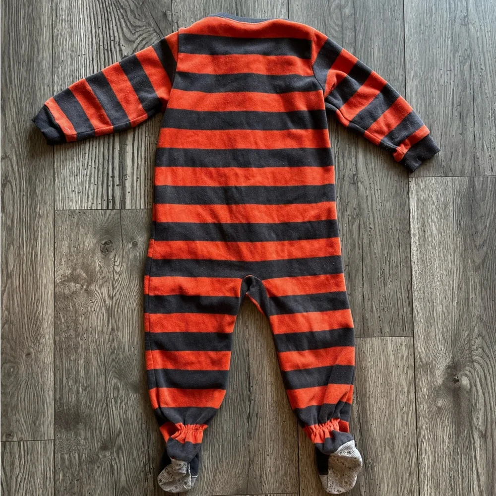 Carter’s Toddler Boy Long Sleeve Footie Zippy Pajama Football Stripes 18 Months